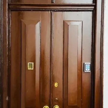 Quarto em Acomodações Particulares Luciano Cordeiro Lisboa
