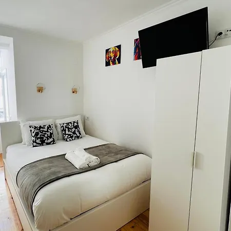 Quarto em Acomodações Particulares Luciano Cordeiro Lisboa