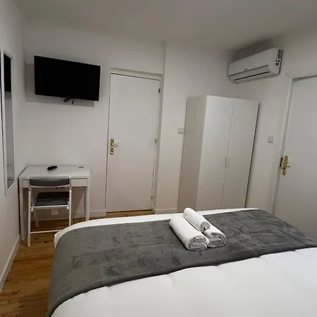 Homestay Luciano Cordeiro Lisbon
